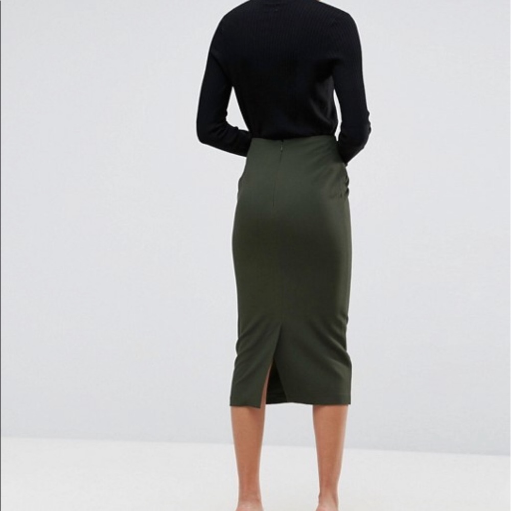 RETURNING 2/2 💥 Asos • green button down skirt - Picture 2 of 8